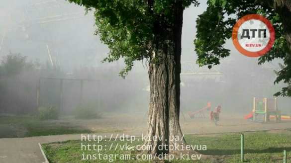 В Киеве загорелся рынок (ФОТО) | Русская весна