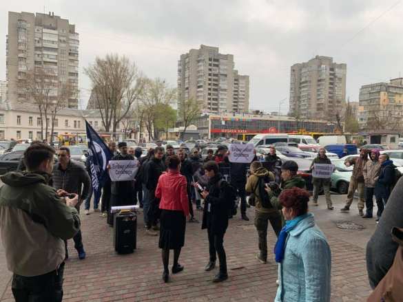 «Битва» в Киеве: нацисты напали на лесбиянок, есть пострадавшие (ФОТО) | Русская весна
