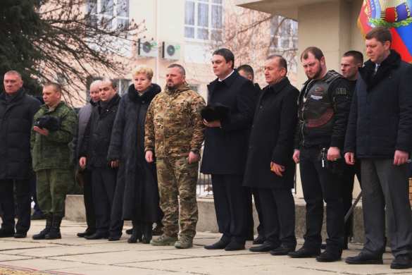 Крылатая пехота ЛНР: Луганск, БМП, мемориал десантникам (ФОТО, ВИДЕО) | Русская весна