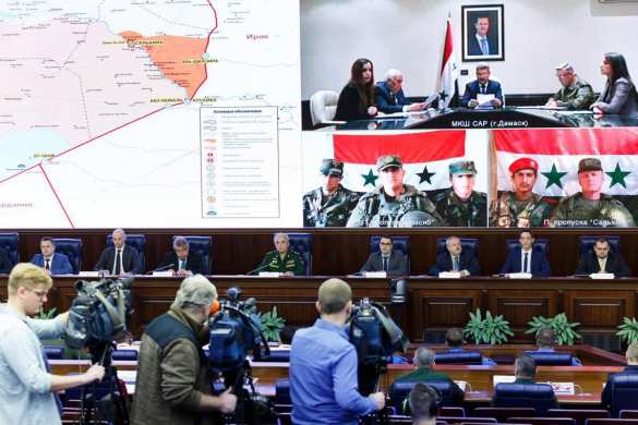 Армия России обеспечила безопасность конвоя, прибывшего в район у базы США в Сирии | Русская весна