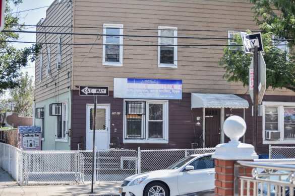 В Нью-Йорке застрелен имам, на месте происшествия собрались десятки мусульман (ФОТО) | Русская весна