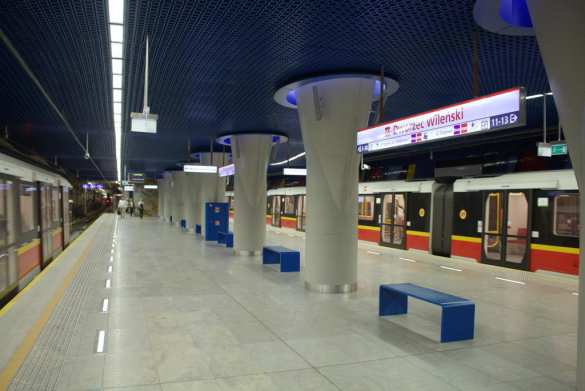 Битое стекло и вопли: массовая драка украинцев и поляков в Варшаве (ФОТО) | Русская весна