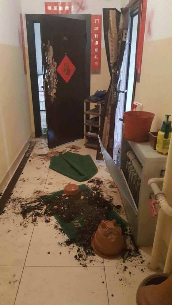 Украинские нацисты разгромили офис вьетнамских предпринимателей в Одессе (ФОТО) | Русская весна