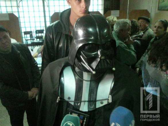 Полиция в Одессе схлестнулась с людьми Дарта Вейдера: опубликованы фото | Русская весна