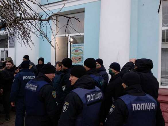 Неонацисты напали на кандидата в президенты Украины (ФОТО, ВИДЕО) | Русская весна