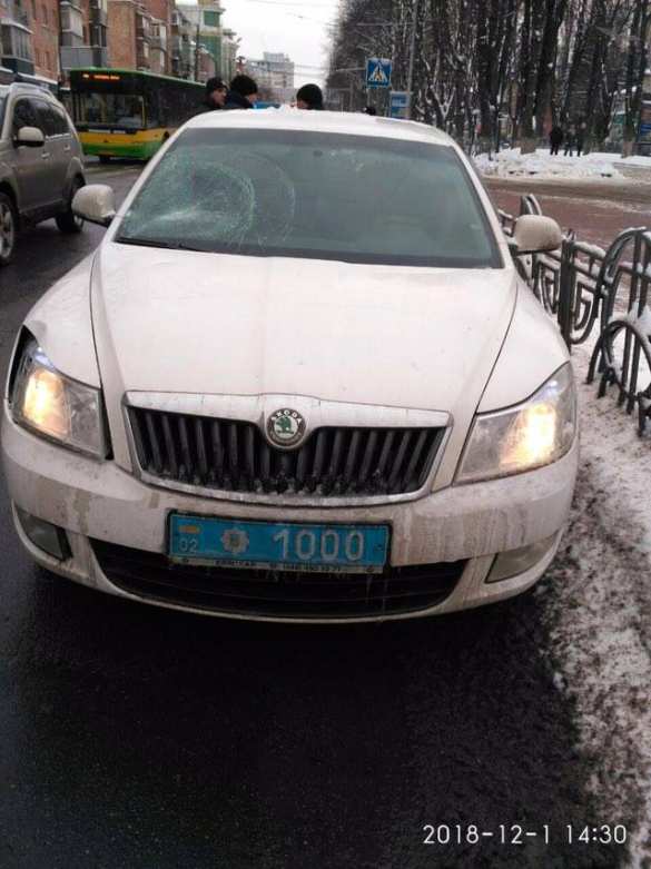 В Виннице замначальника патрульной полиции сбил 16-летнюю девушку на переходе (ФОТО) | Русская весна