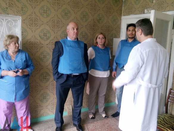 Украинские войска возобновили обстрел поселка Октябрьский в Донецке (ФОТО) | Русская весна