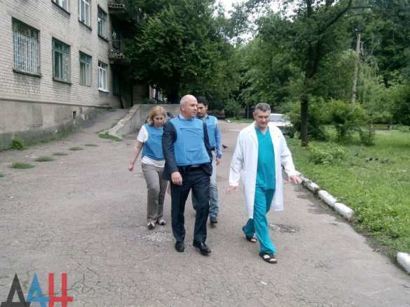 Украинские войска возобновили обстрел поселка Октябрьский в Донецке (ФОТО) | Русская весна