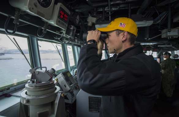 Американцы показали свой эсминец в Черном море (ФОТО) | Русская весна