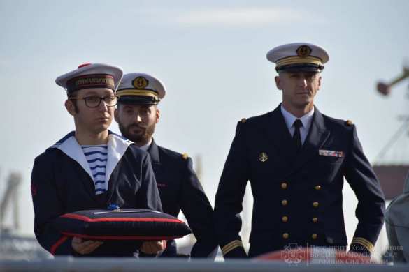 Командующего ВМС Украины наградили французским орденом (ФОТО) | Русская весна