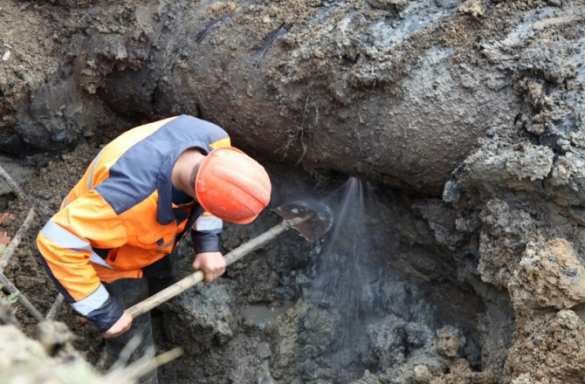 О людях, которые не давали Донецку умереть от жажды под жестокими артобстрелами (ФОТО) | Русская весна