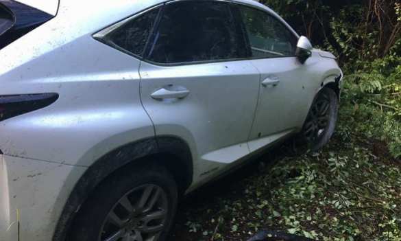 На таран: рвавшийся в Европу украинец снес шлагбаум и сбил пограничника (ФОТО) | Русская весна