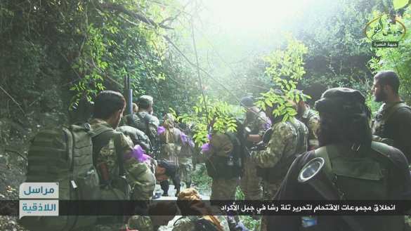 Сводка: Армия Сирии наступает в Алеппо, боевики ИГИЛ попали в засаду в Дейр Зор, наступление «Нусры» отражено в Латакии, — «Тимур» (ФОТО) | Русская весна