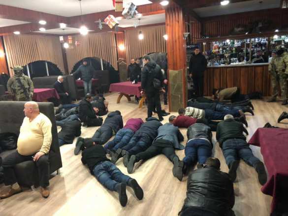 Воровской сходняк под трезубцем: власти Украины устраняют конкурентов (ФОТО) | Русская весна