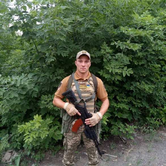 Снайпер уничтожил предателя с Донбасса (ФОТО) | Русская весна