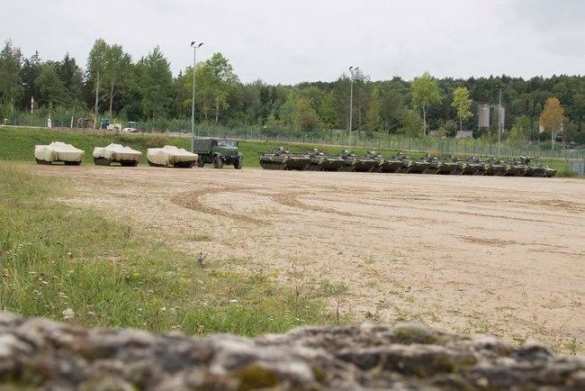 Зрада: украинским карателям придётся изображать русских на учениях НАТО (ФОТО) | Русская весна