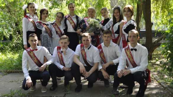 Война — не помеха: В школах ДНР прозвучал последний звонок (ФОТО, ВИДЕО) | Русская весна