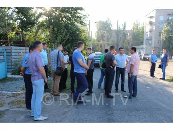 Во двор председателя мелитопольского суда бросили гранату (ФОТО) | Русская весна