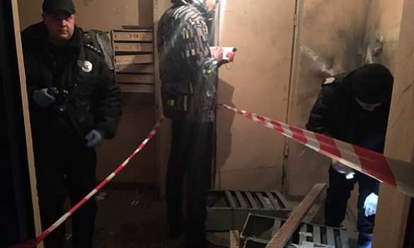 В Киеве произошел взрыв гранаты в жилом доме, есть пострадавший (ФОТО) | Русская весна