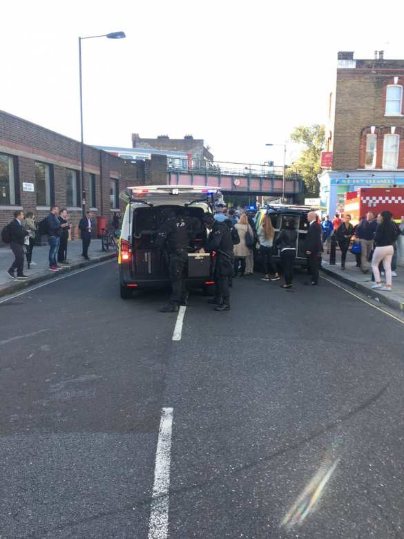 МОЛНИЯ: В метро Лондона произошел взрыв (+ВИДЕО, ФОТО) | Русская весна