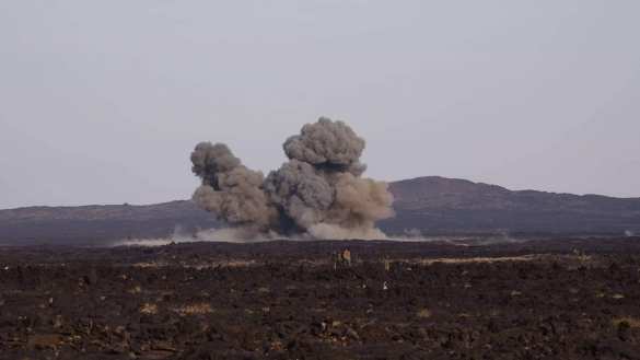 Вонь от сотен гниющих трупов: чёрная пустыня завалена телами боевиков ИГИЛ и гумпомощью ООН (ВИДЕО, ФОТО 18+) | Русская весна