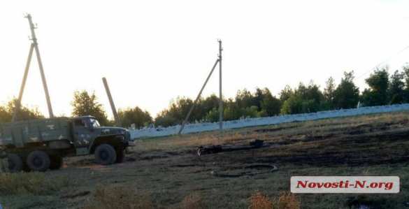 Взорвавшаяся под Николаевым САУ едва не уничтожила электричку (ФОТО) | Русская весна