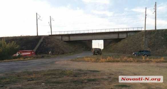 Взорвавшаяся под Николаевым САУ едва не уничтожила электричку (ФОТО) | Русская весна