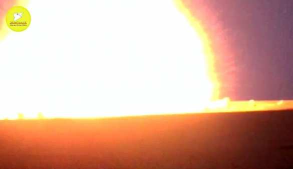 «Адский огонь» сжег смертника ИГИЛ и его «джихад-мобиль» у сирийско-турецкой границы (ВИДЕО) | Русская весна