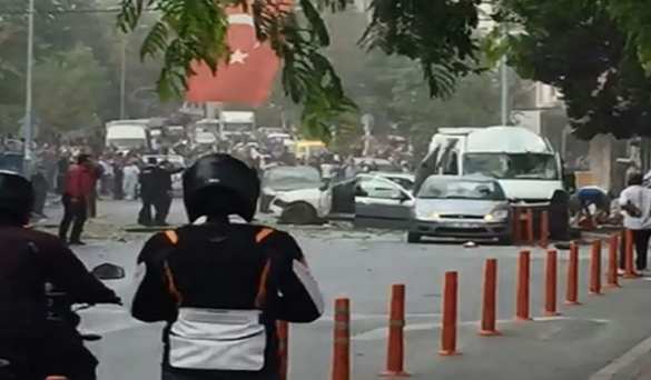 Взрыв прогремел возле полицейского участка в Стамбуле (ФОТО) | Русская весна