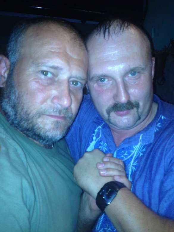 Впереди горячие деньки? — главарь «правосеков» Ярош выдвигается на линию фронта мстить за «побратимов» (ФОТО) | Русская весна