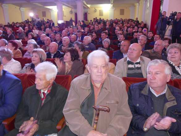 85 лет служения людям. Сотрудники «Харцызских электрических сетей» отметили юбилей предприятия (ФОТО) | Русская весна