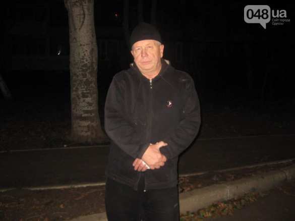 В Ильичевске Одесской области схвачен 62-летний ювелир, рисовавший свастику на украинской символике (фото) | Русская весна