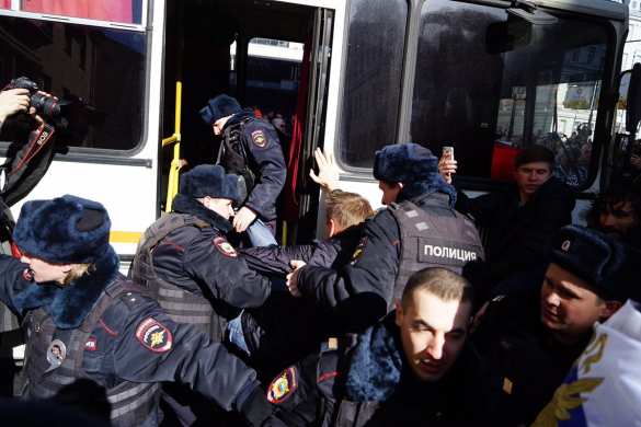 СРОЧНО: Навальный задержан на несанкционированном митинге (+ФОТО, ВИДЕО) | Русская весна