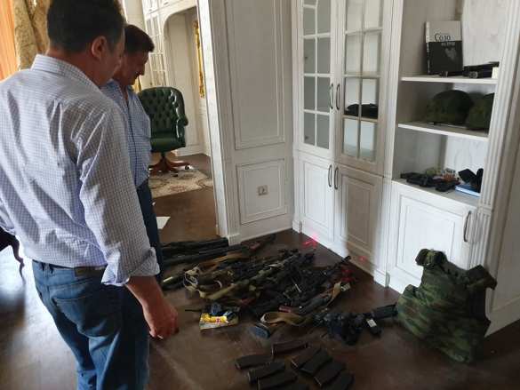 «Спецназ отправили в мясорубку»: народ растерзал «Альфу» в доме экс-главы Киргизии (ФОТО, ВИДЕО) | Русская весна