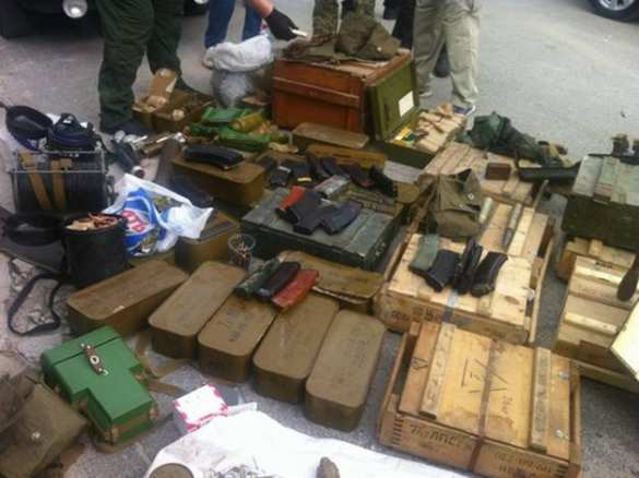 В Запорожье обнаружен огромный арсенал оружия (ФОТО, ВИДЕО) | Русская весна