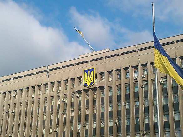 Знамение: над Запорожской администрацией падают украинские флаги (ФОТО, ВИДЕО) | Русская весна