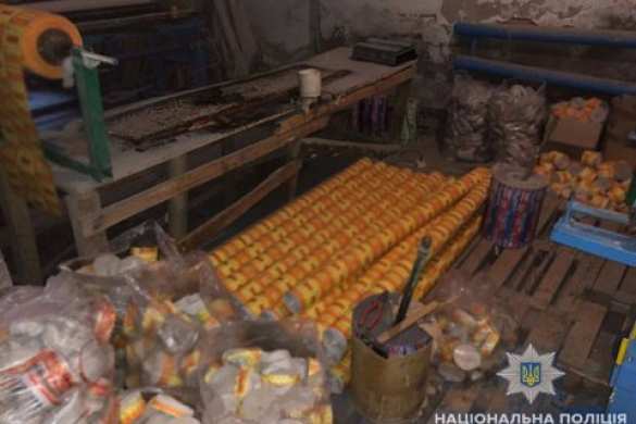 Это Украина: Под Львовом подделывали туалетную бумагу (ФОТО) | Русская весна