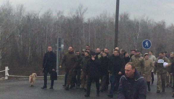 Зеленский приехал на границу с ЛНР (ФОТО, ВИДЕО) | Русская весна