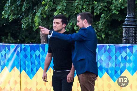 Очередной фильм: Зеленский отрепетировал инаугурацию (ФОТО) | Русская весна