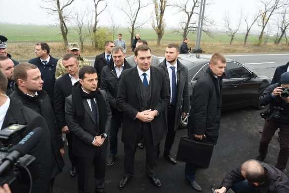 «Я же не лох»: Как Мариуполь встречает Зеленского (+ВИДЕО, ФОТО) | Русская весна