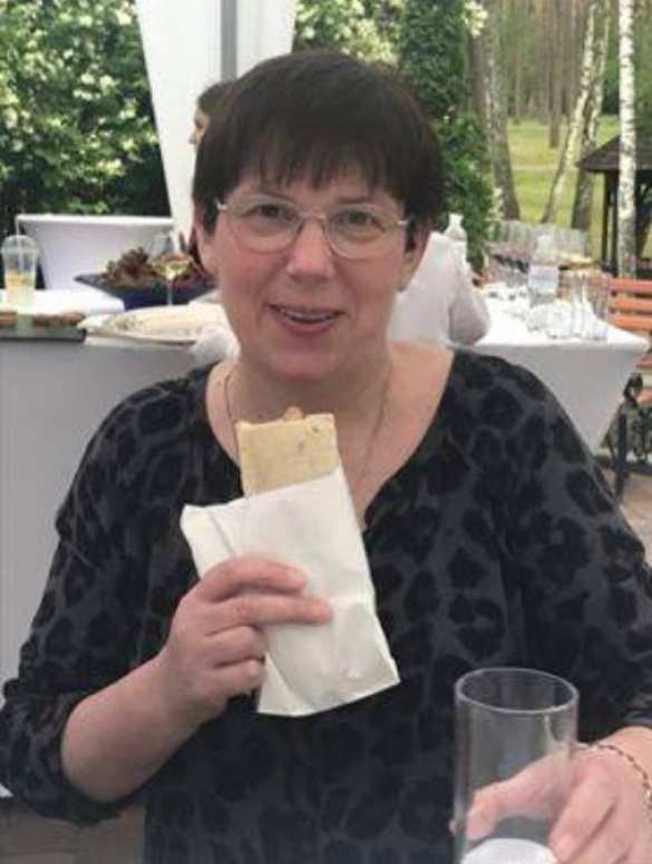 Зеленский провёл закрытую встречу с журналистами на пуфиках в лесу (ФОТО) | Русская весна