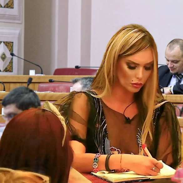 Звезда Playboy баллотируется в президенты в Европе (ФОТО, ВИДЕО) | Русская весна