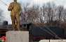В Мелитополе на склад отправили памятники Ленину, на очереди — Фрунзе и Киров | Русская весна