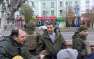 Народная Республика: руководители ДНР поют песни под гитару с молодежью на улицах Донецка (ФОТО) | Русская весна