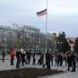 Артемовск: милиция с народом, над горсоветом флаг Донецкой республики (фото)