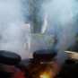 Во Львове радикалы собираются громить российский банк, уже подожгли покрышки (ФОТО)