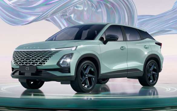 OMODA C5: футуристичный фастбэк-кроссовер | Русская весна