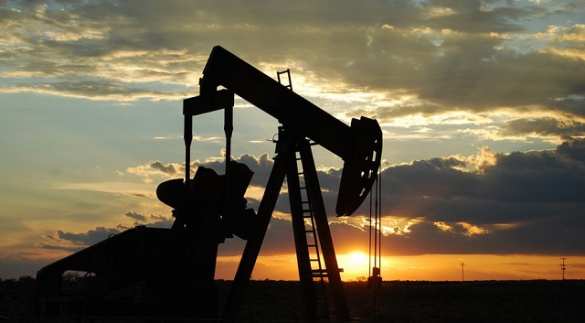 Добыча нефти в США упала до минимума за 11 месяцев | Русская весна