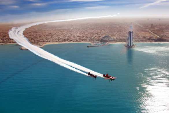 Реактивный человек над Дубаем (видео) | Русская весна