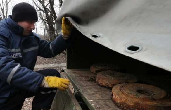 Over 150 children killed or injured by landmines in east Ukraine — UNICEF | Русская весна